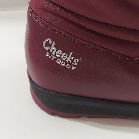 Cheeks Fit Body Fur Lined Boots Raspberry Like New Size 9W With Storage Bag - Picture 2 of 10
